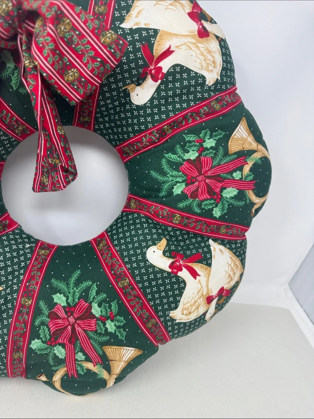 HANDMADE GOOSE CHRISTMAS WREATH FABRIC HOLIDAY NEEDS REPAIR VINTAGE COTTAGECORE